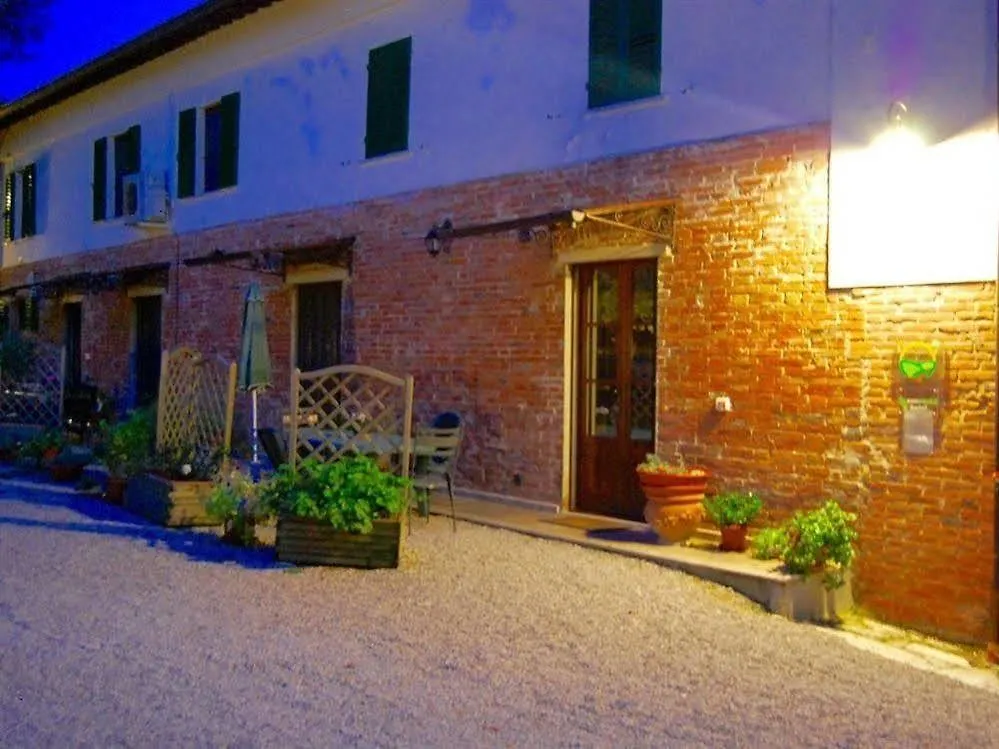 Affittacamere La Spiga D'Oro Pozzo  Casa di campagna