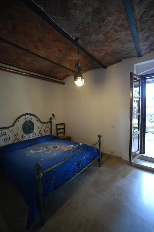 Country house La Spiga D'Oro Guest House Pozzo  Italy